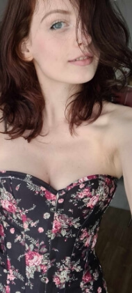 InstaCam adult live video chat interface preview